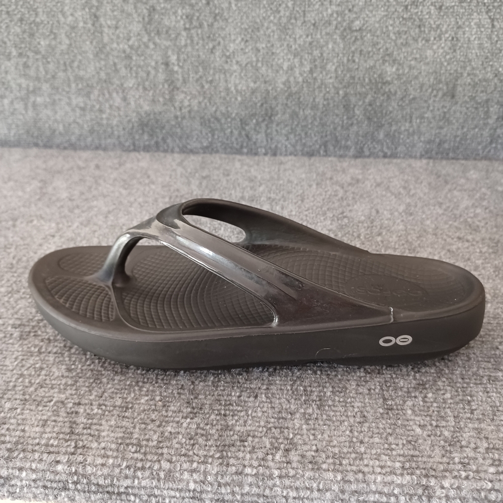 OOFOS Black OOlala Light Weight Flip Flops Sandal Shoe Women's Size 10